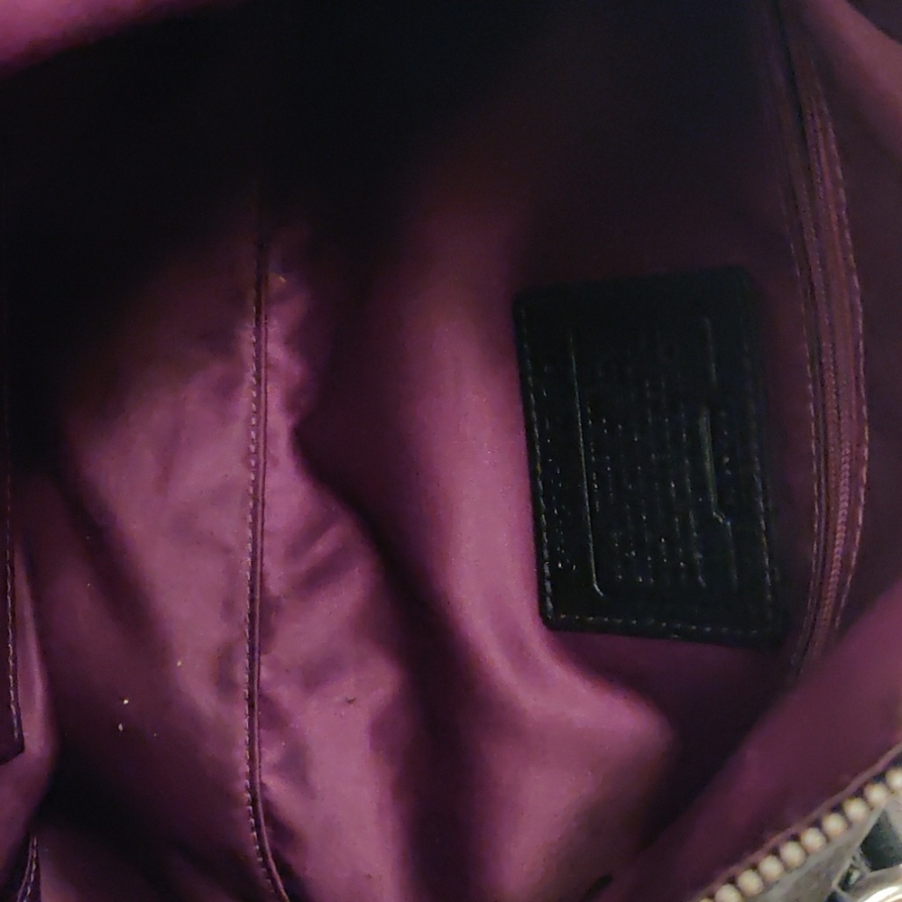 Purse - Picture 2 of 4